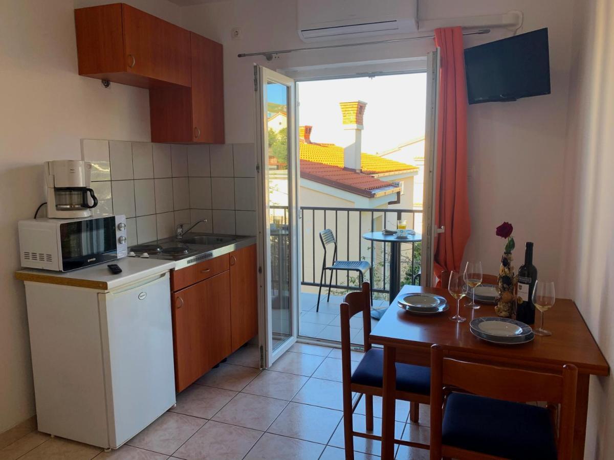Apartments Julija Crikvenica Luaran gambar