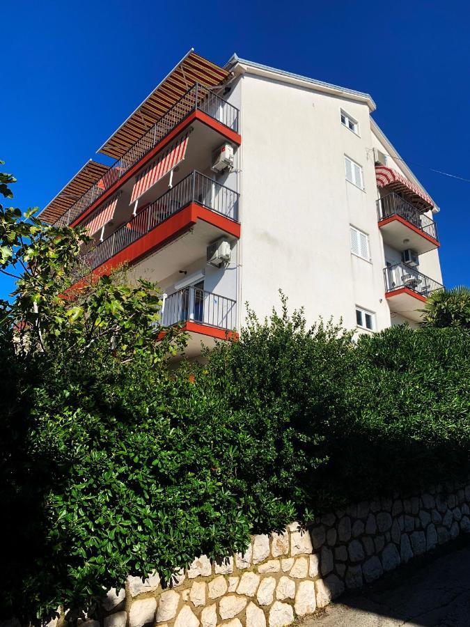 Apartments Julija Crikvenica Luaran gambar