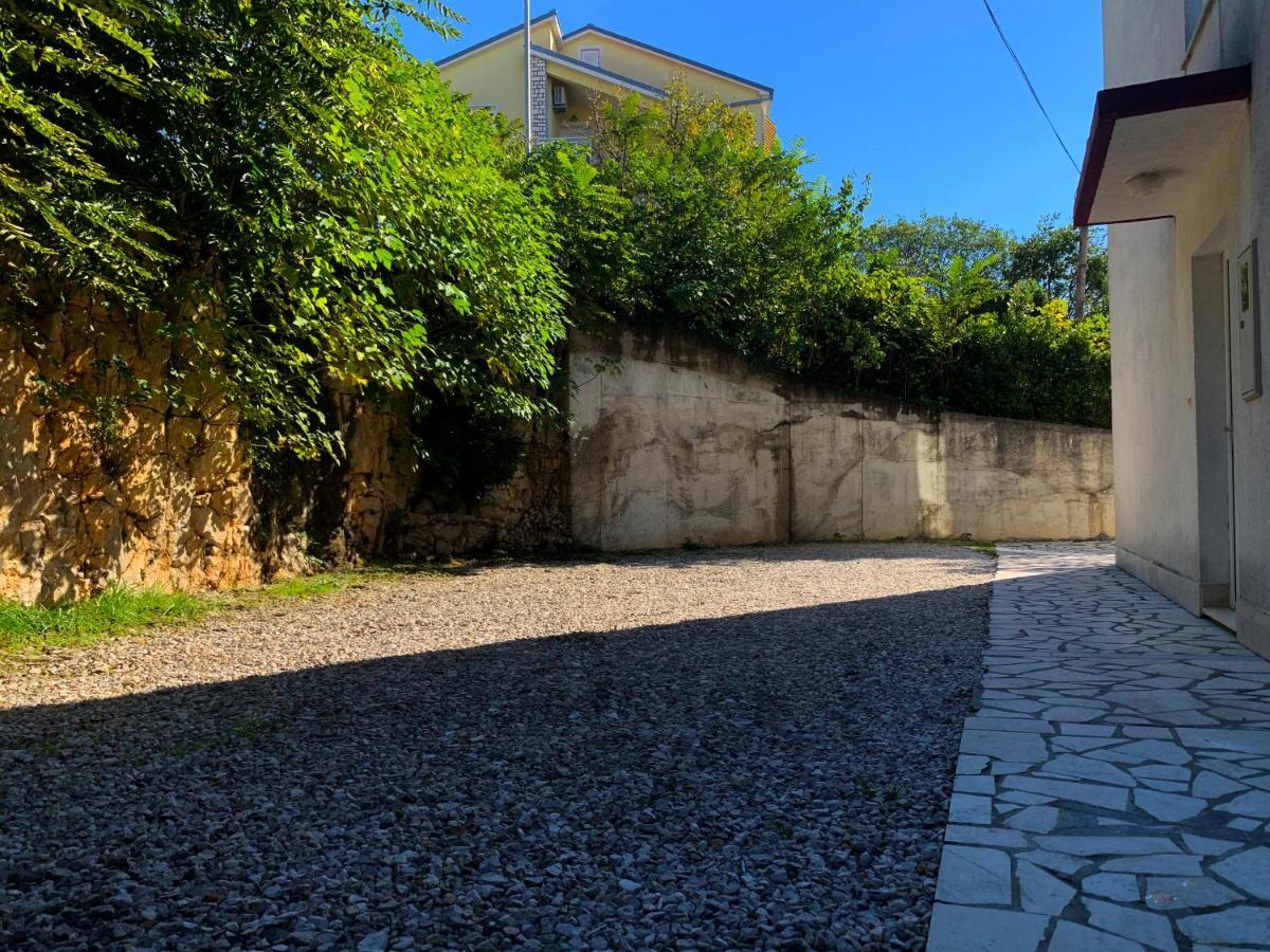 Apartments Julija Crikvenica Luaran gambar