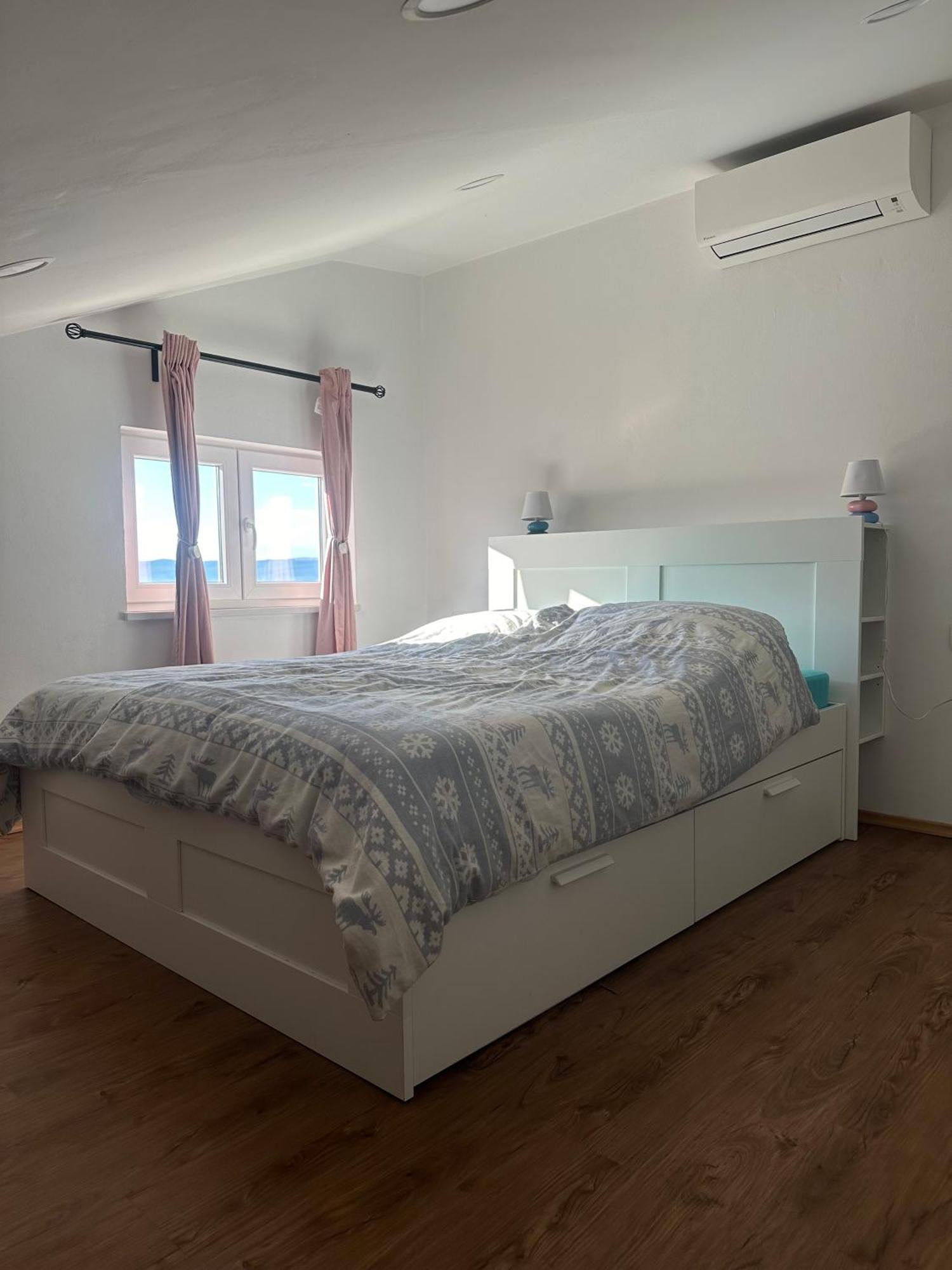 Apartments Julija Crikvenica Bilik gambar