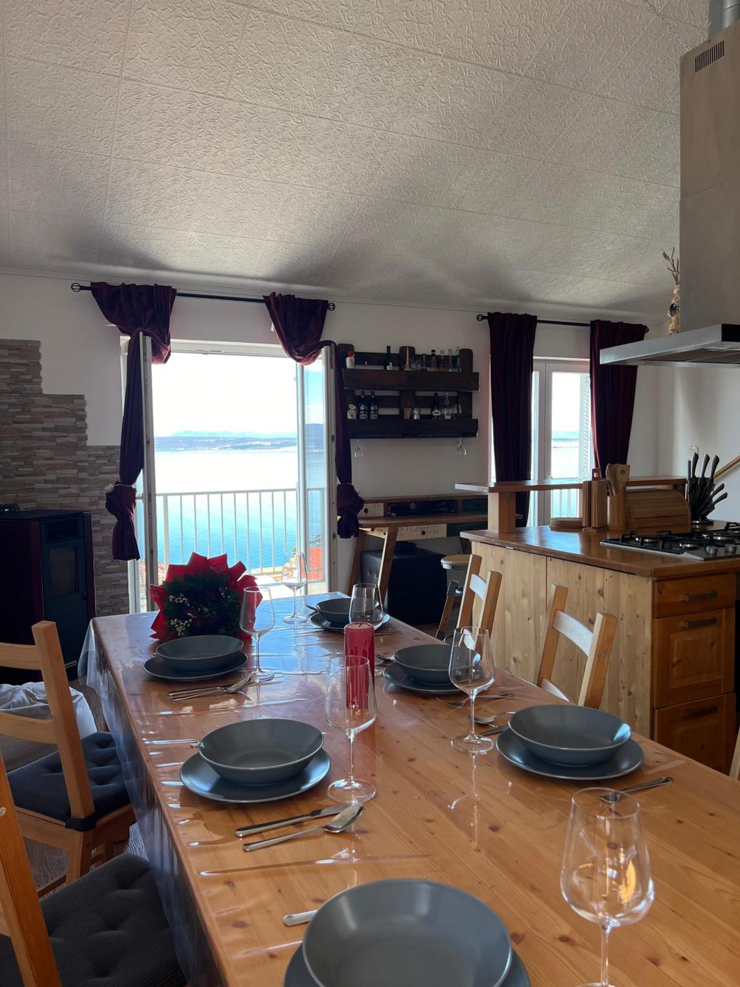 Apartments Julija Crikvenica Bilik gambar