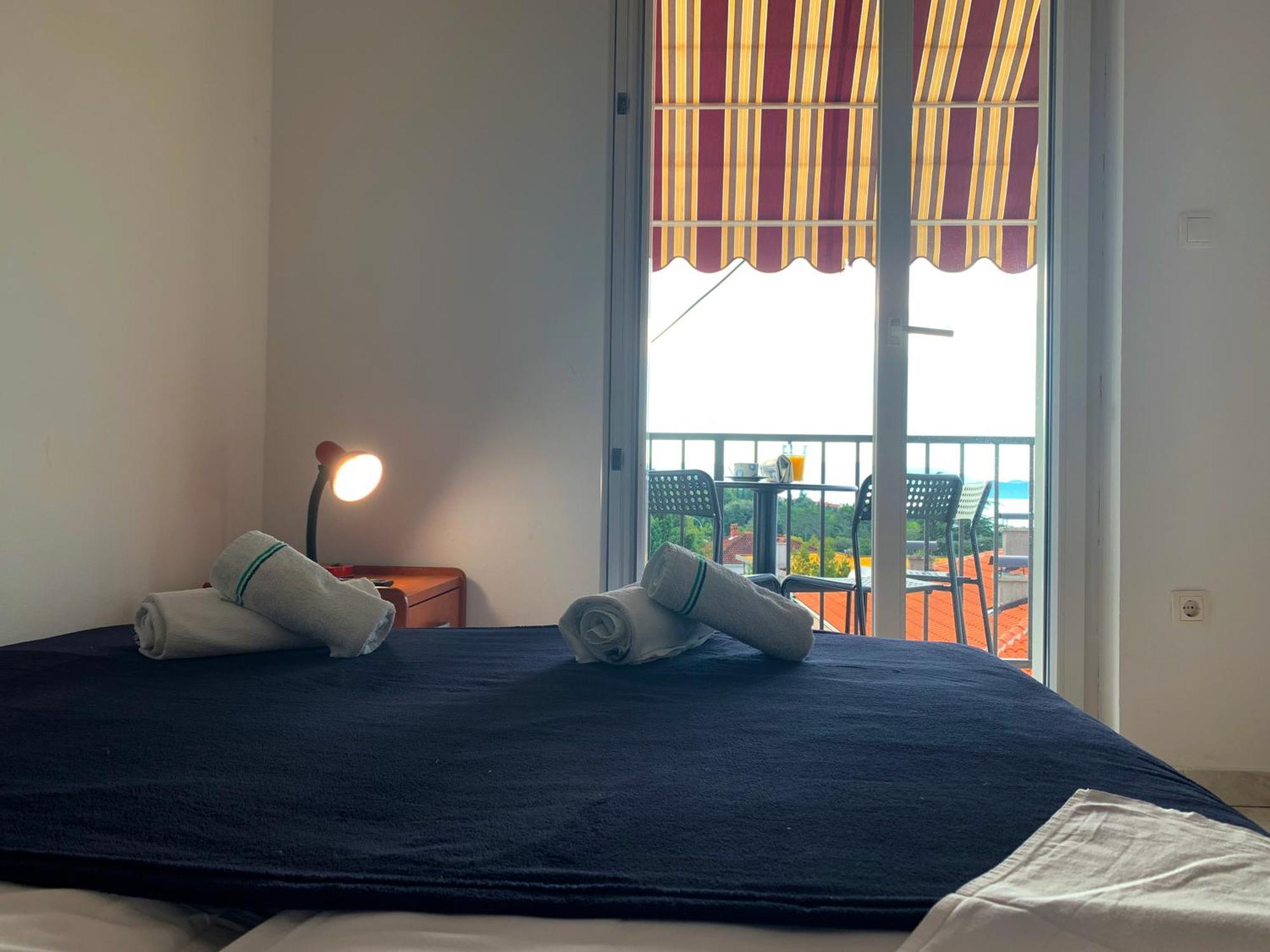 Apartments Julija Crikvenica Bilik gambar